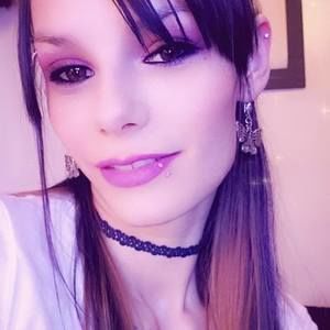 Meet your Posher, Krystal